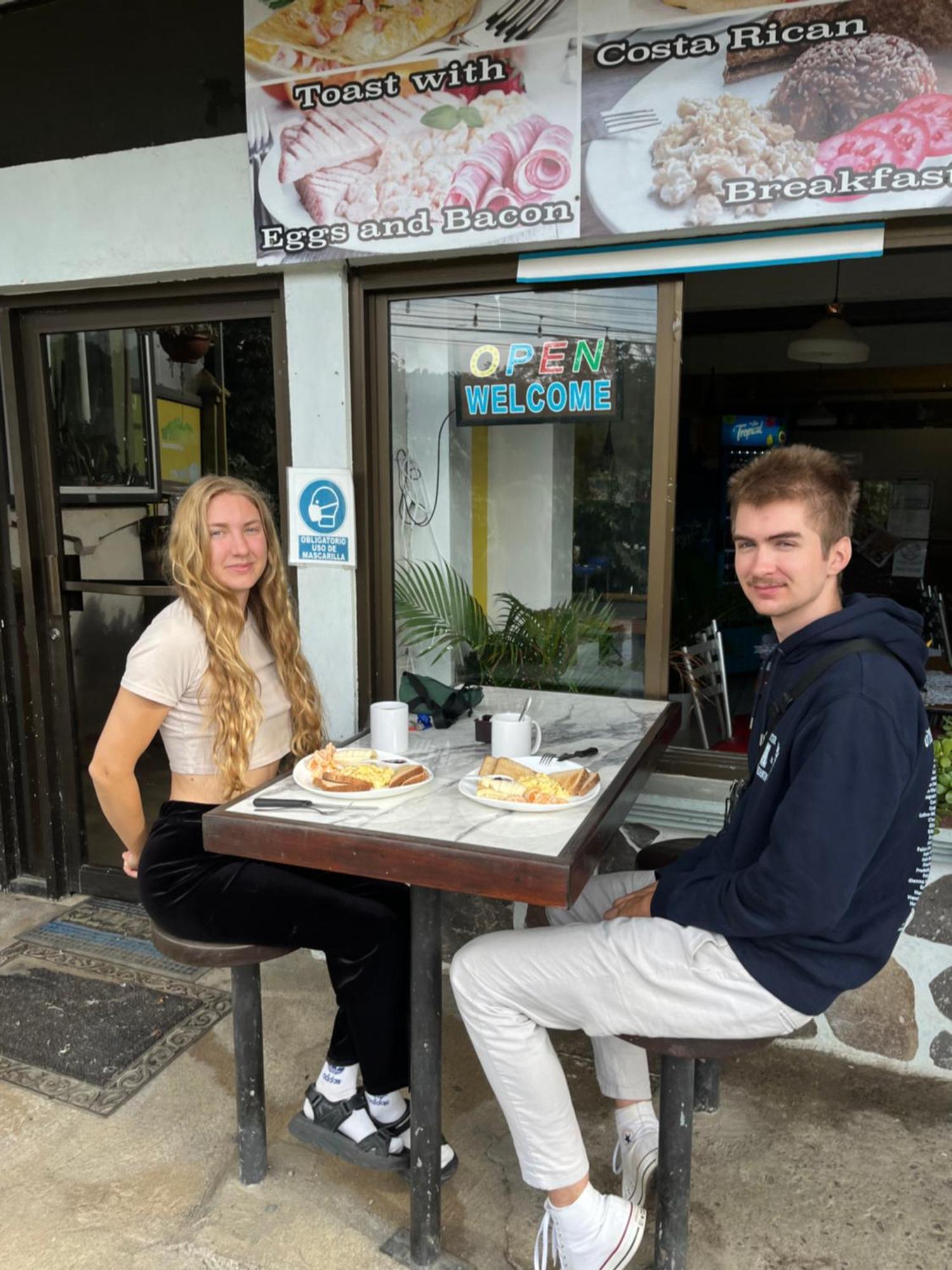 Hotel & Hostel Sloth Backpackers Monteverde Esterno foto