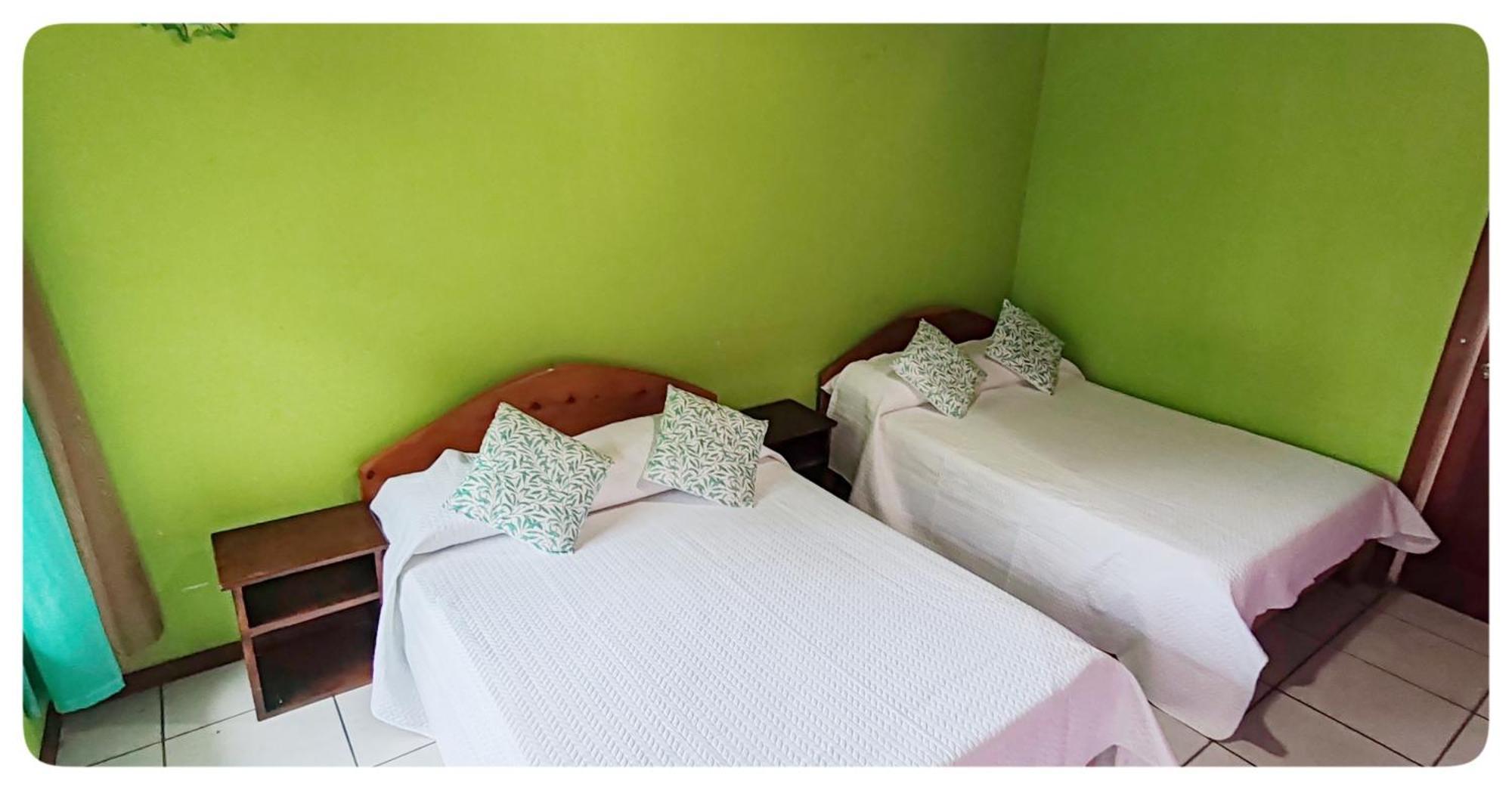 Hotel & Hostel Sloth Backpackers Monteverde Esterno foto
