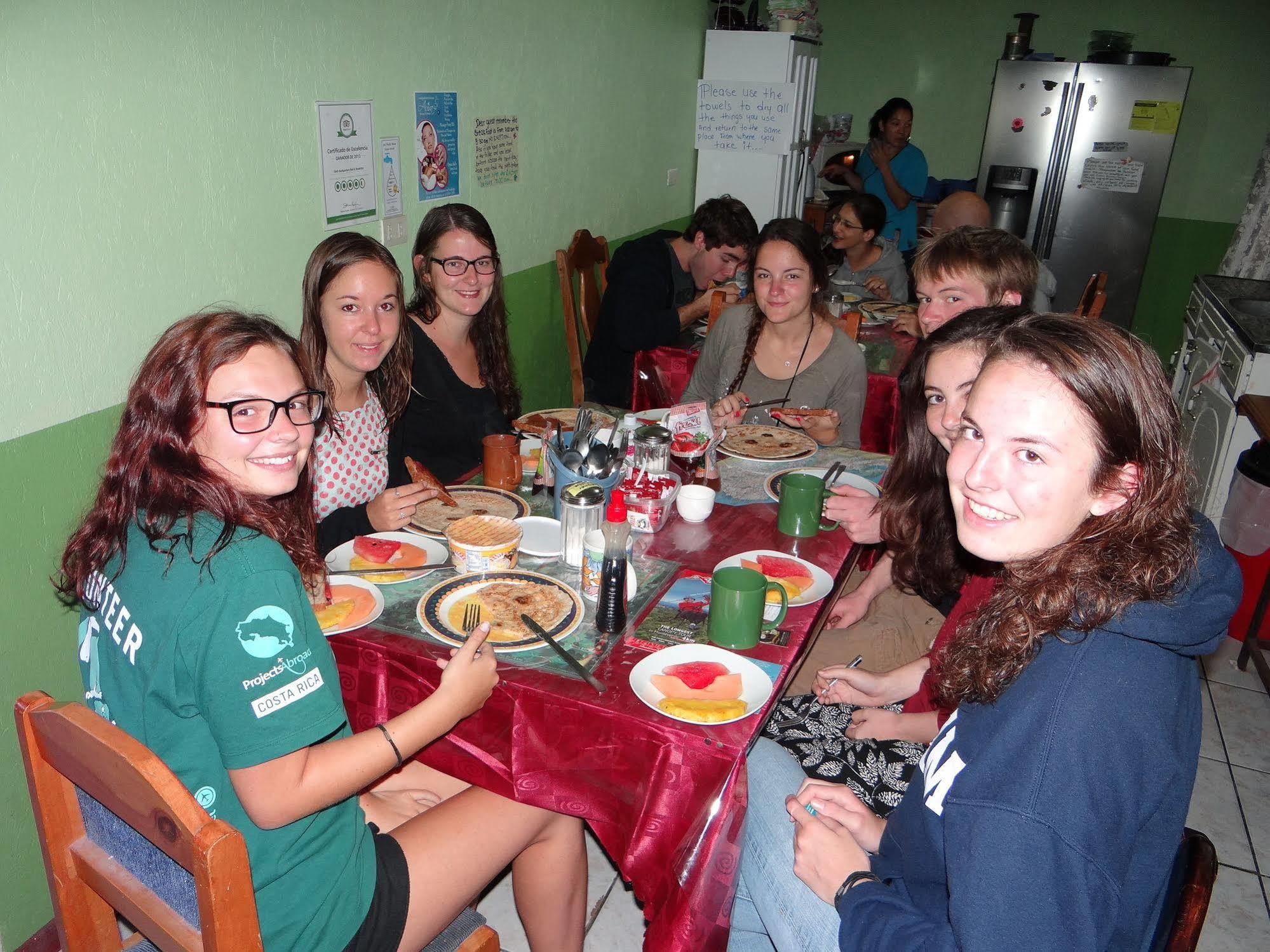 Hotel & Hostel Sloth Backpackers Monteverde Esterno foto