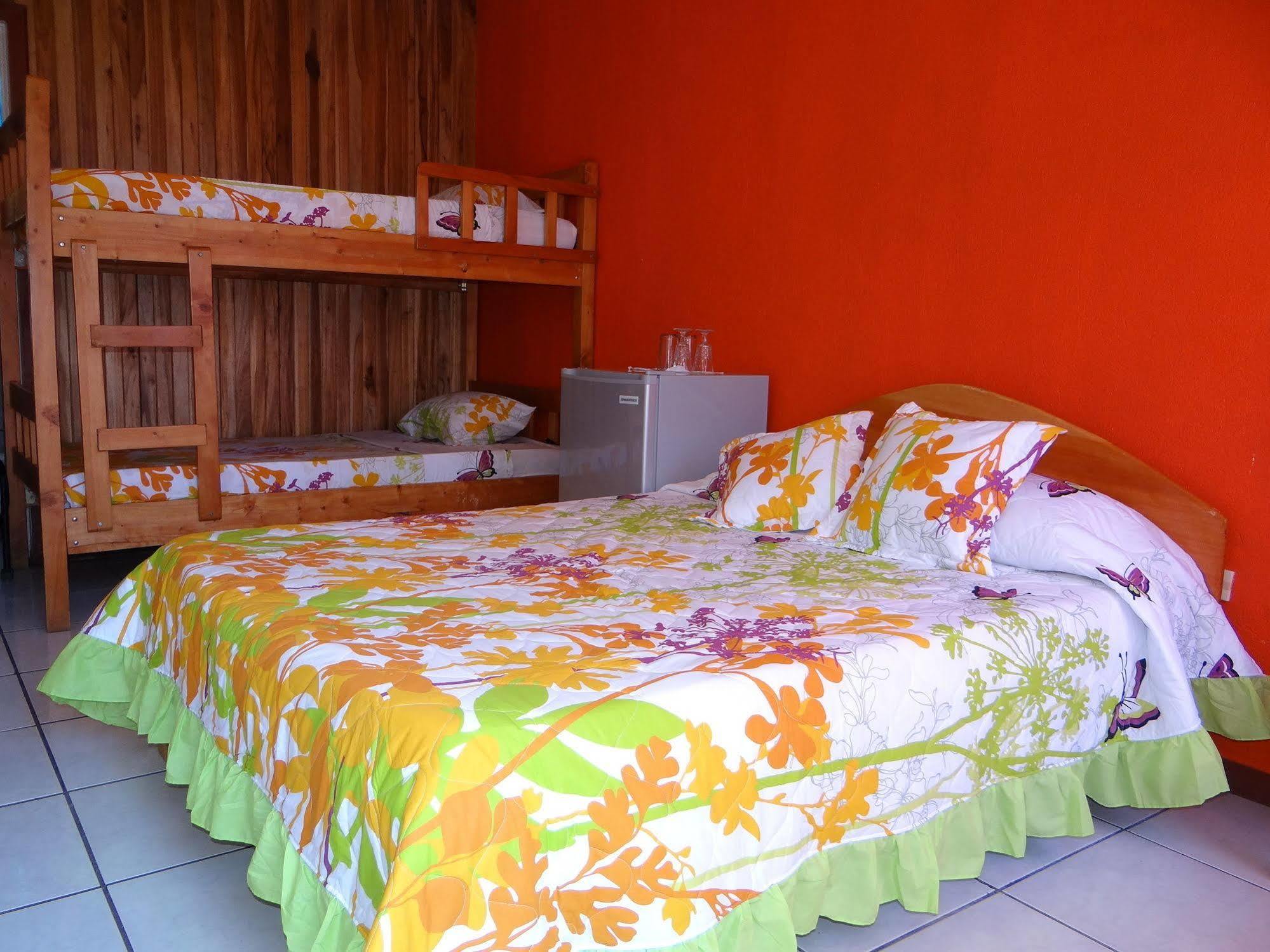 Hotel & Hostel Sloth Backpackers Monteverde Esterno foto